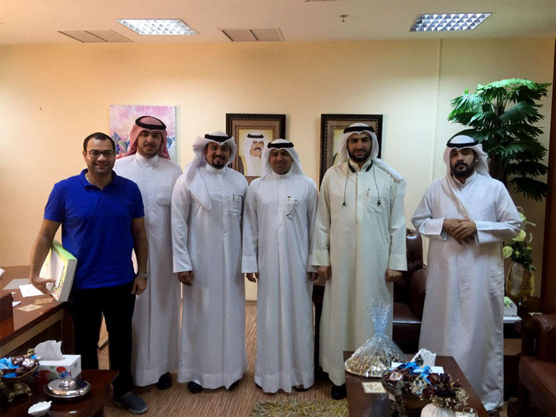 مؤتمر صحافي لرئيس جمعية القيروان م ناصرالمطيري ورئيس الخدمة الاجتماعية بجمعية القيروان سلمان لافي