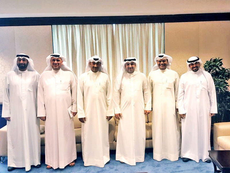 أبل متوسطاً مجلس إدارة اتحاد ملاك شقق شمال غرب الصليبيخات أمس