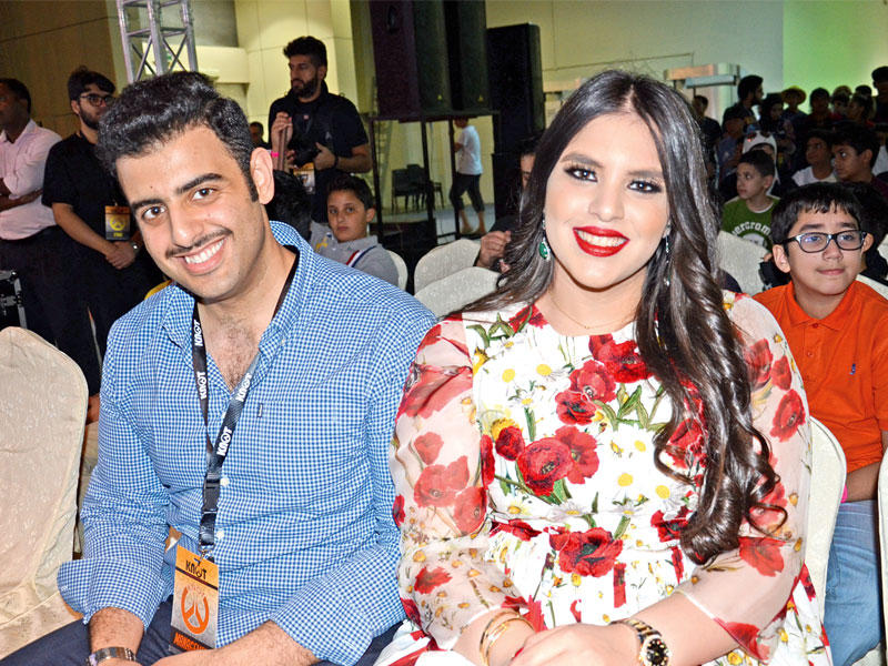 ليال الصباح ومبارك مدوة