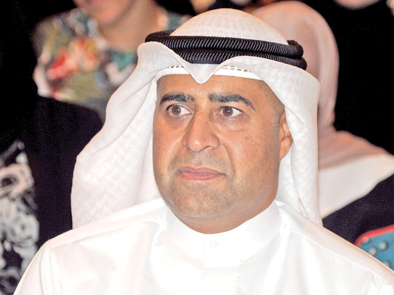  الأمين العام لجامعة الكويت بالإنابة  د. آدم الملا