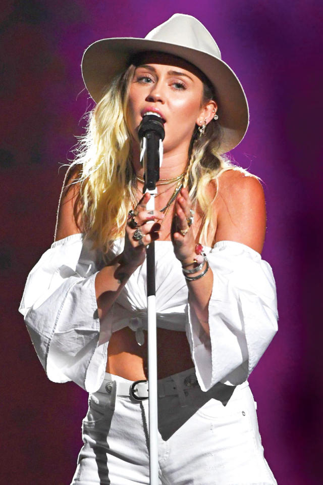  مايلي سايروس