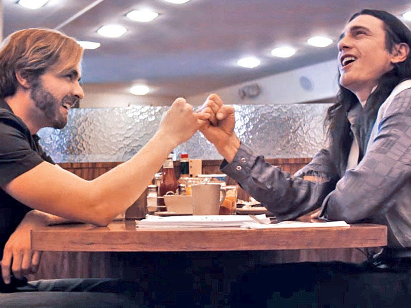 لقطة من فيلم «ذي ديزاستر آرتيست»