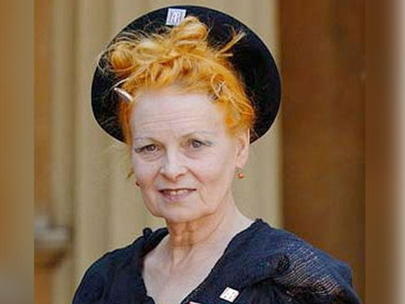  مصممة الأزياء البريطانية فيفيان ويستوود