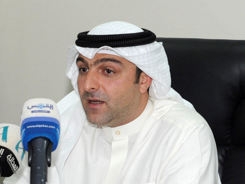 وزير الدولة لشؤون الإسكان وزير الخدمات ياسر أبل