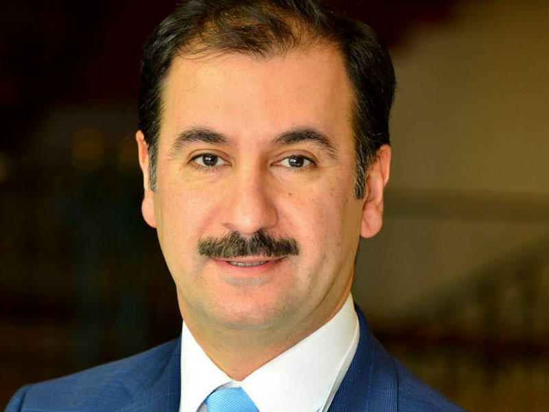  استشاري أمراض الجهاز الهضمي والكبد والمناظير بوزارة الصحة والأستاذ بكلية الطب جامعة الكويت د. جابر العلي