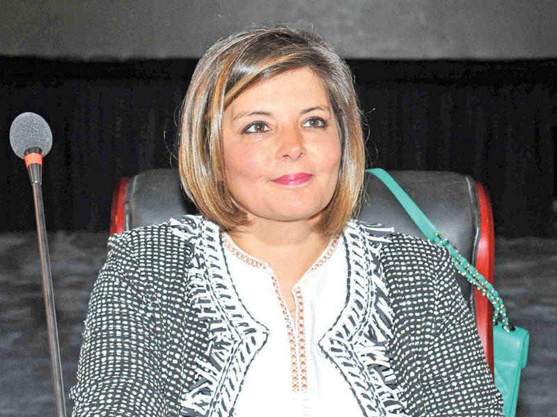  رئيسة المكتب الثقافي الكويتي في واشنطن أسيل العوضي 