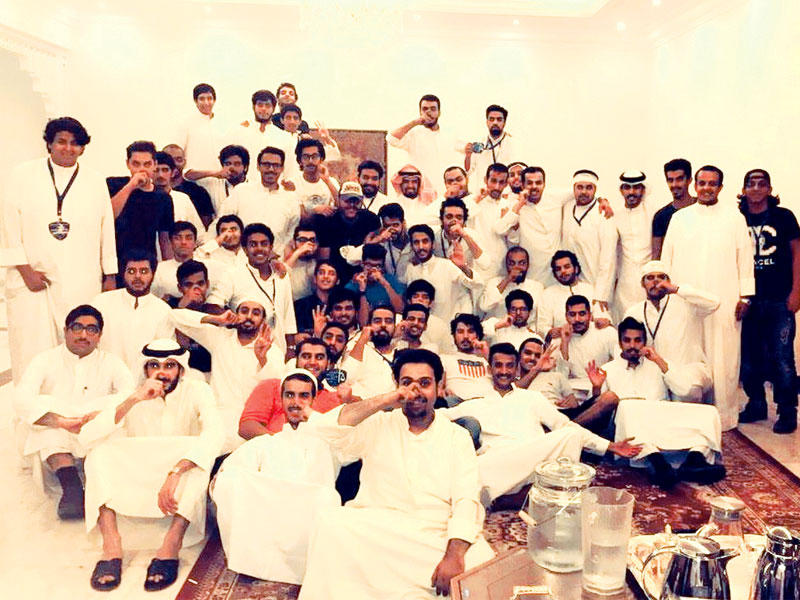 جانب من  فرحة الفوز بمقاعد الهيئة الإدارية 