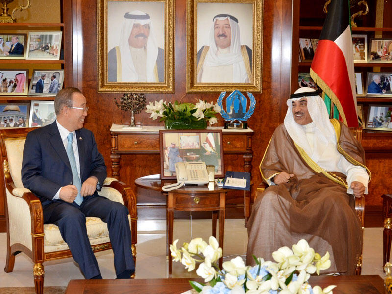وزير الخارجية الشيخ صباح خالد الحمد الصباح خلال استقباله الأمين العام السابق للأمم المتحدة بان كي مون