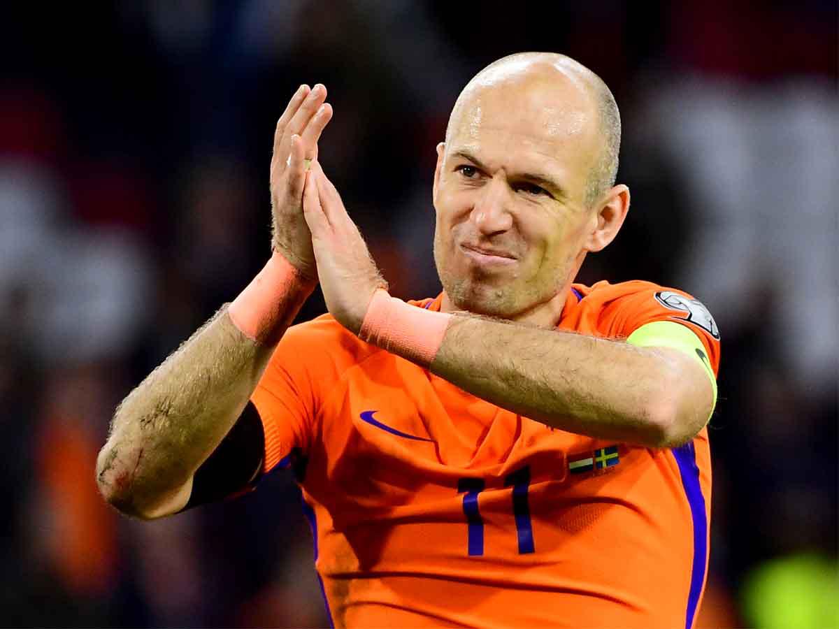  قائد منتخب هولندا لكرة القدم اريين روبن