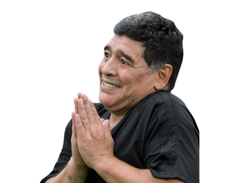  أسطورة الكرة  دييغو مارادونا