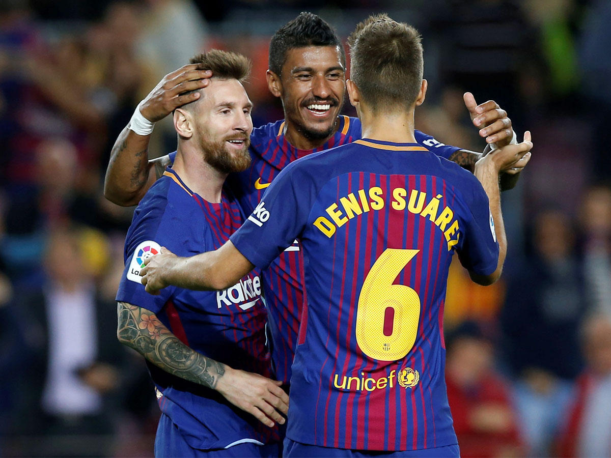 لاعبو برشلونة خلال مباراة سابقة هذا الموسم 