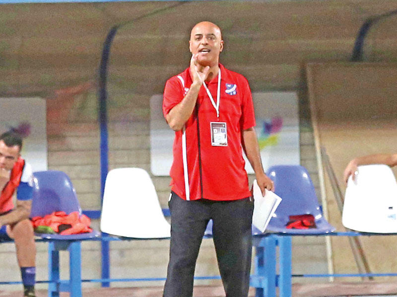 المدير الفني لفريق التضامن لكرة القدم ماهر الشمري