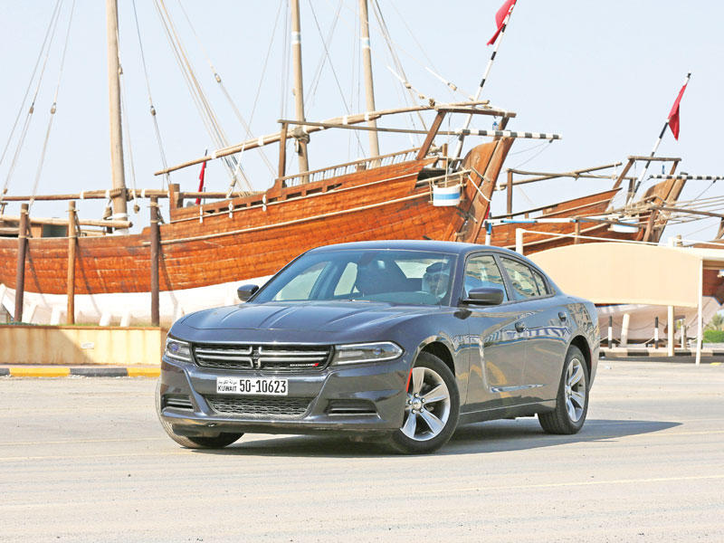 دودج تشارجر... أقوى سيدان   (تصوير جورج ريجي)