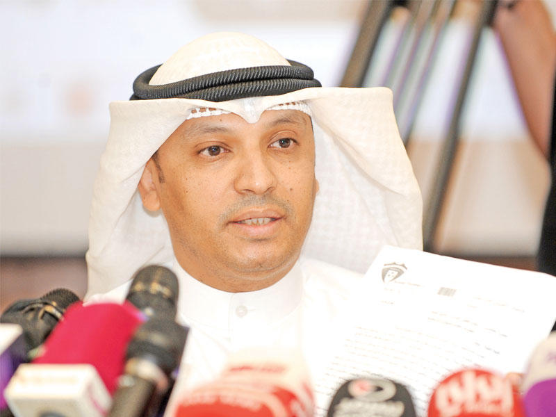 نائب المدير العام للشؤون المالية والإدارية بالهيئة العامة للرياضة د. جاسم الهويدي