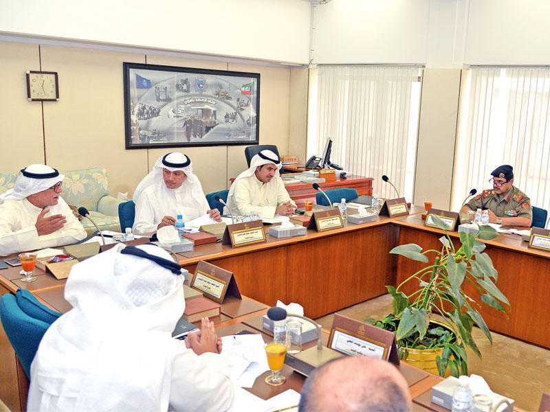 جانب من اجتماع لجنة الداخلية والدفاع