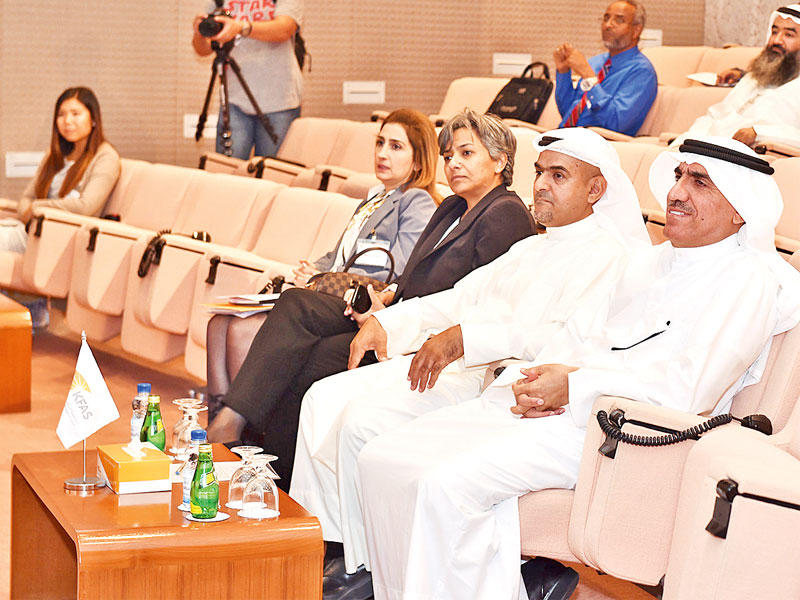 الأنصاري خلال اختتام الورشة