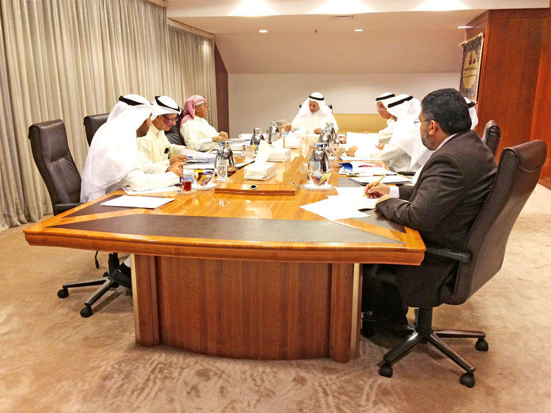 الوزان مترئساً الاجتماع