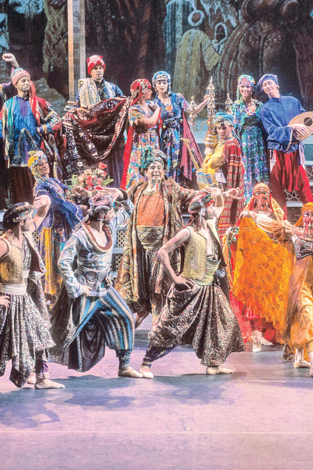 من أعمال الفرقة