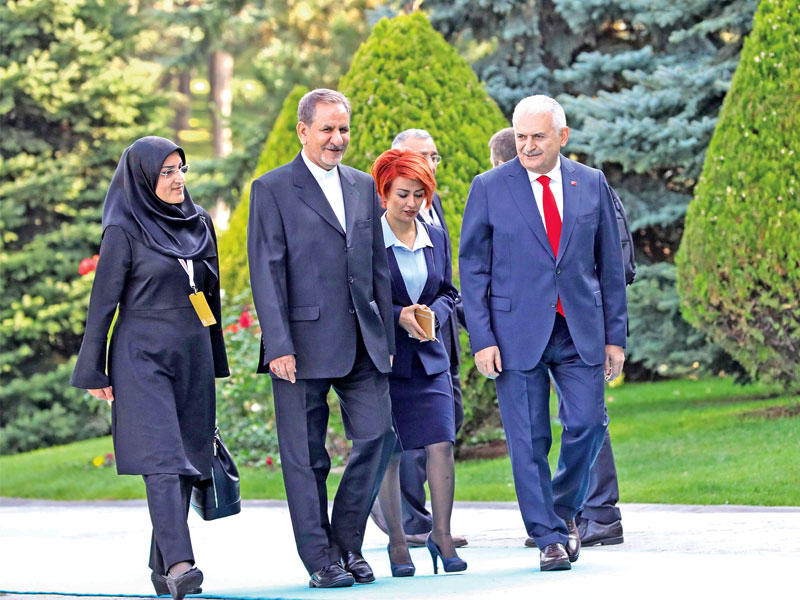 يلدريم وجهانغيري  في أنقرة (أ ف ب) 