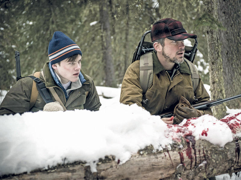 مات بومير  وجوش ويغينز في الفيلم