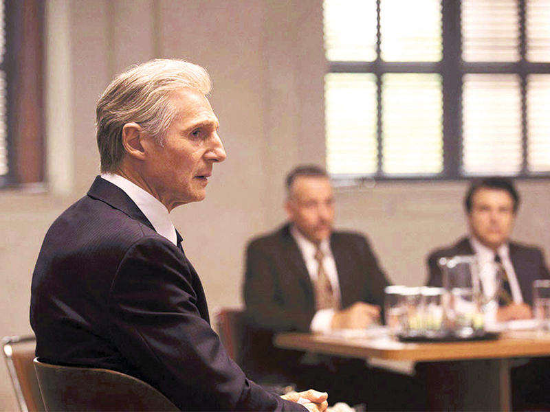 ليام نيسون في الفيلم