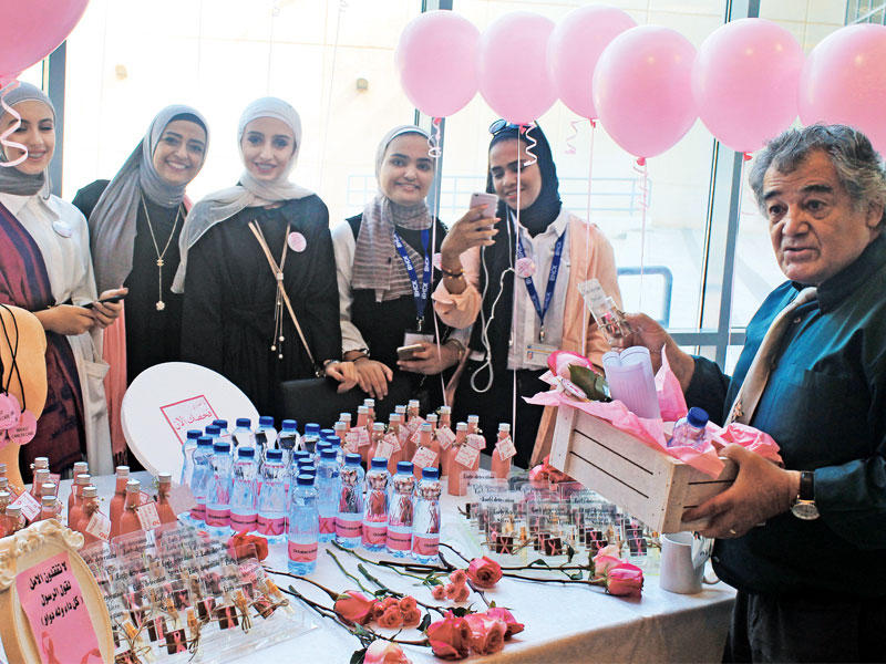 جانب من معرض الحملة