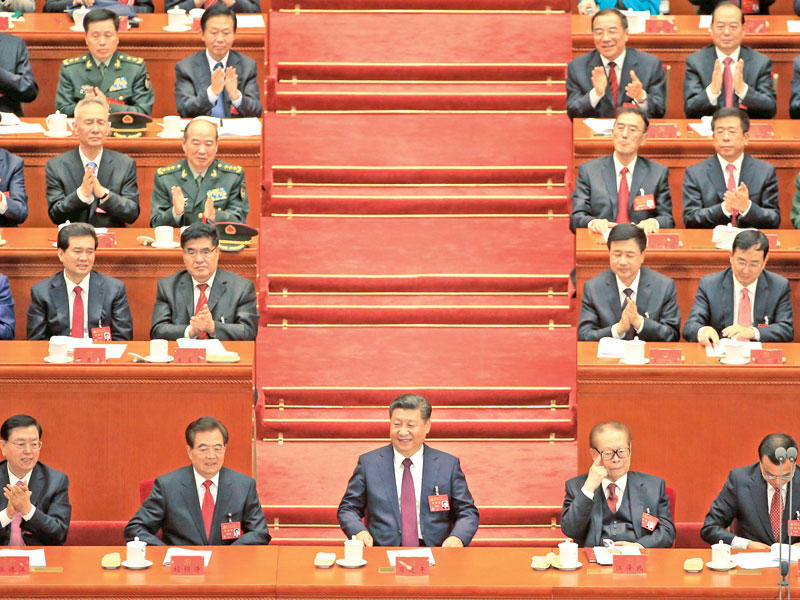 جينبينغ خلال مؤتمر الحزب الشيوعي الصيني قبل أيام 