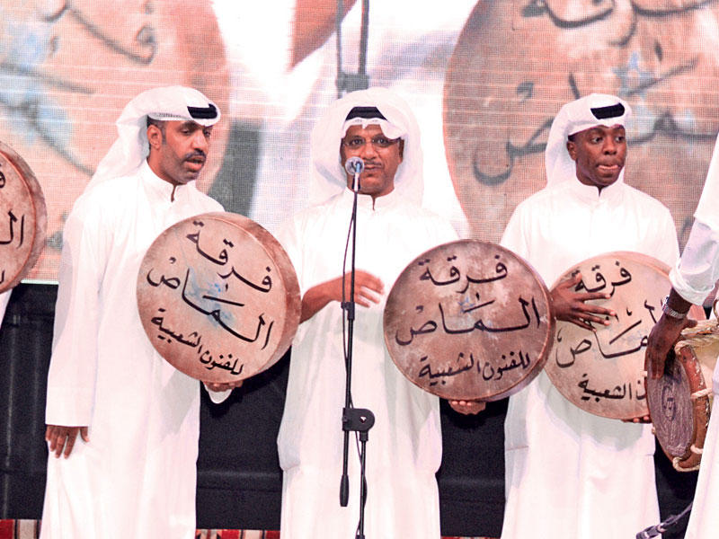 العماري مع فرقة الماص للفنون