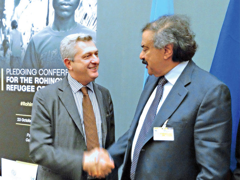 الجارالله خلال مشاركته في مؤتمر المانحين للاجئي «الروهينغا» 