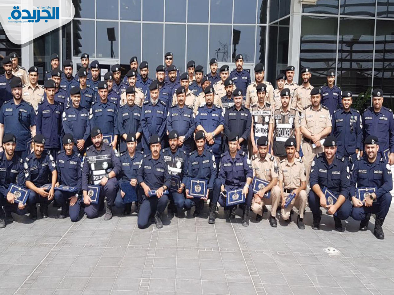 الأثري يتوسط المكرمين