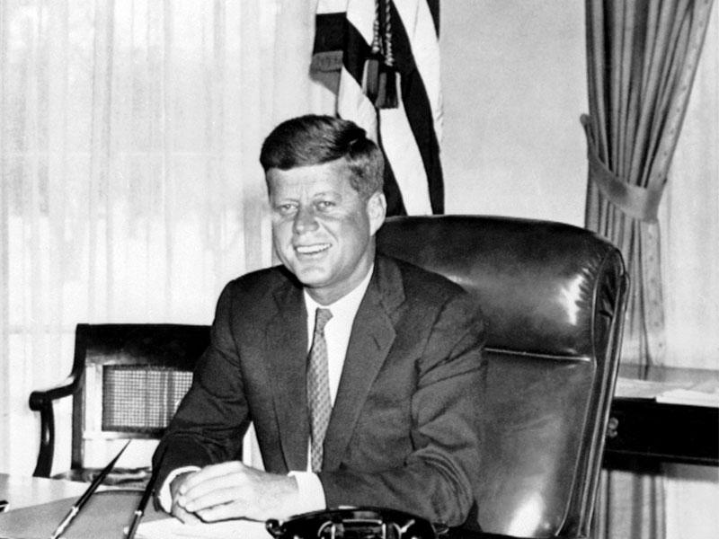  الرئيس الراحل جون كينيدي