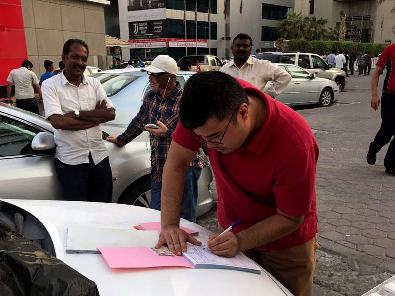 تحرير مخالفة في حملة العاصمة