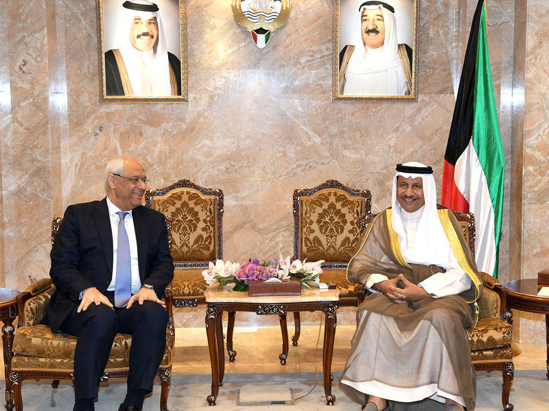 المبارك مستقبلاً سفير مصر