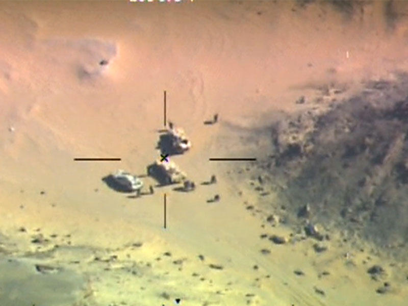 صورة جوية وزعتها القوات المصرية لاستهدافها عناصر داعش  اليوم   (الجريدة)