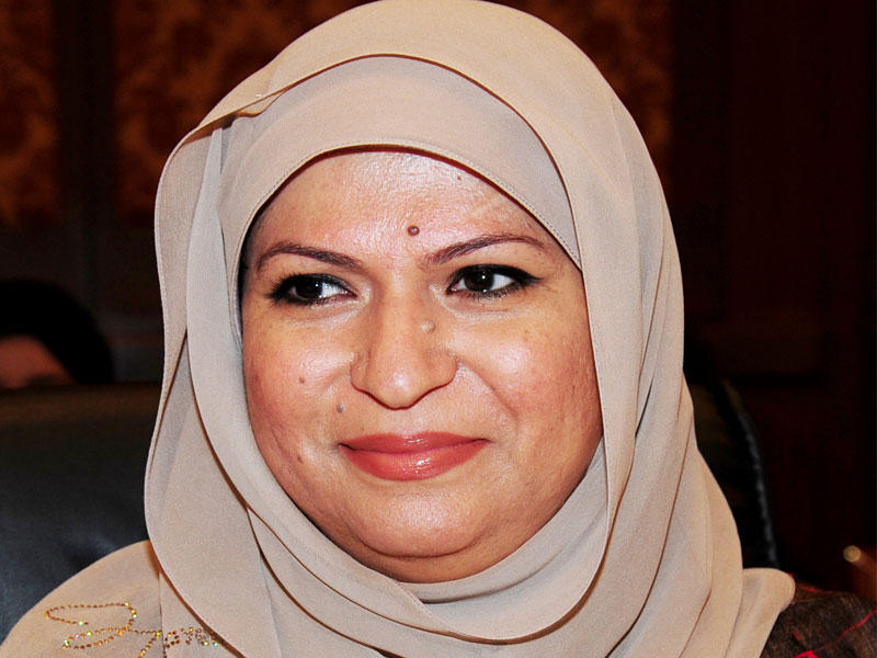  الوكيلة المساعدة لشؤون البعثات والمعادلات والعلاقات الثقافية فاطمة السنان 