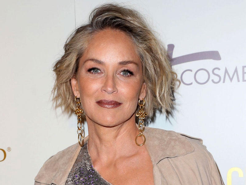 الممثلة الأميركية المشهورة شارون ستون