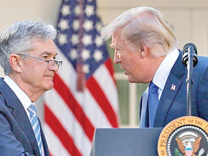 باول مع ترامب