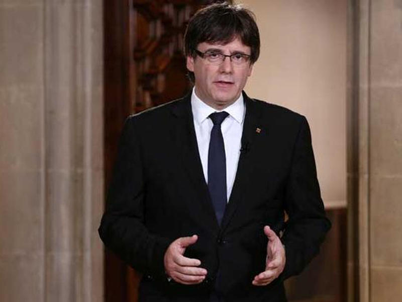 رئيس كتالونيا المقال كارليس بوتشيمون