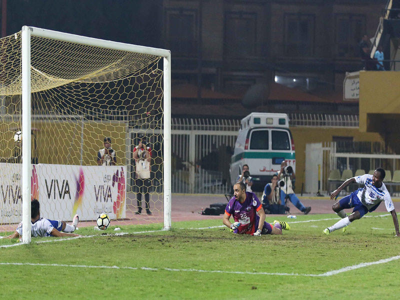 هدف السالمية في مرمى الجهراء ومحاولة إنقاذ فاشلة (تصوير جورج رجي)