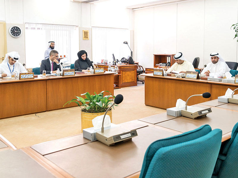 لجنة الشؤون الصحية والاجتماعية والعمل