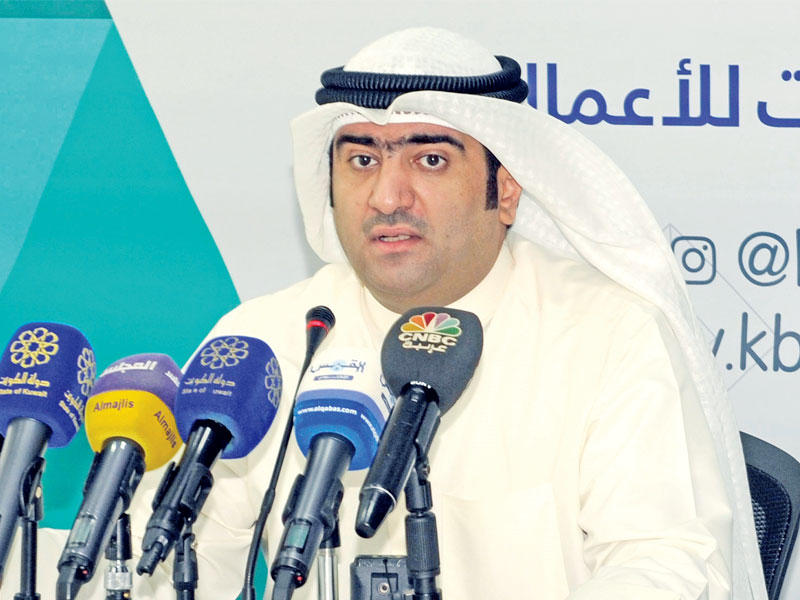  الروضان أثناء المؤتمر الصحافي