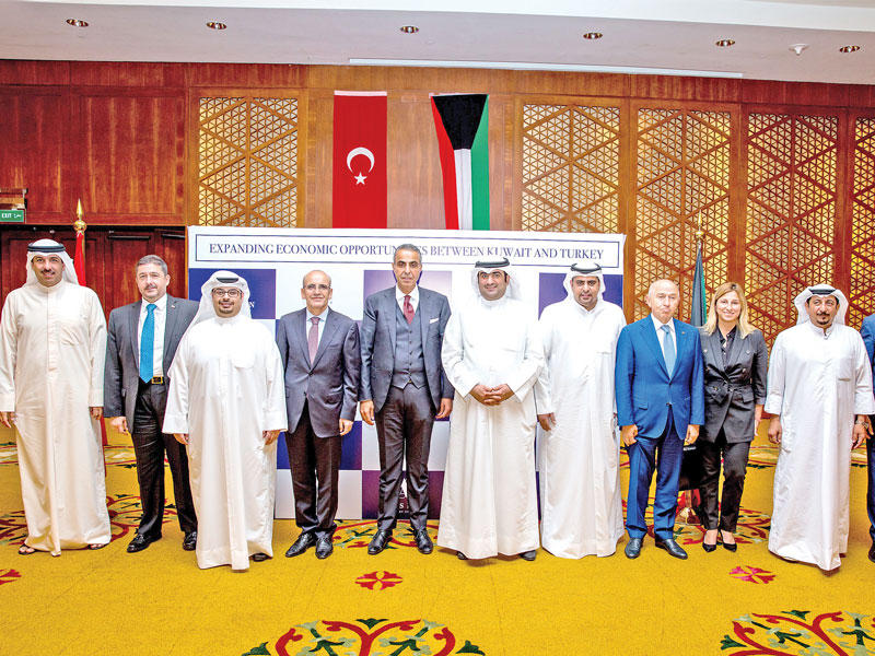 لقطة جماعية خلال اللقاء