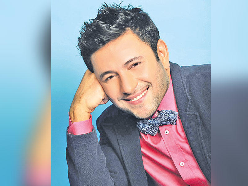  الفنان اللبناني زياد برجي