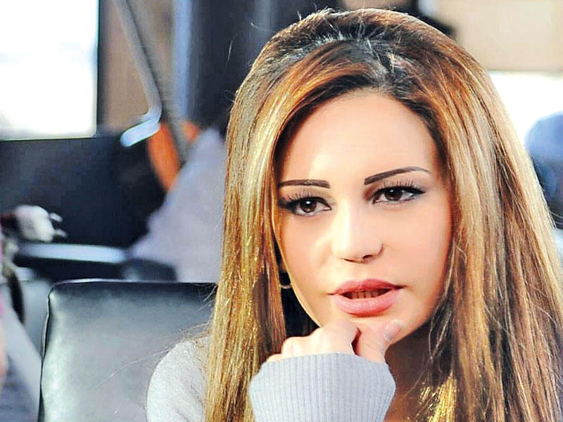 الممثلة السورية صفاء رقماني