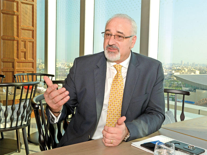 المدير العام لفندق فورسيزونز الكويت- برج الشايع  ديديه جاردان