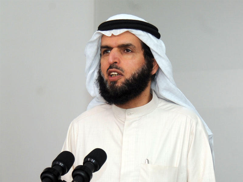 النائب عادل الدمخي