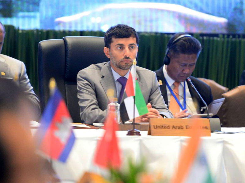 وزيرا الطاقة الإماراتي سهيل المزروعي