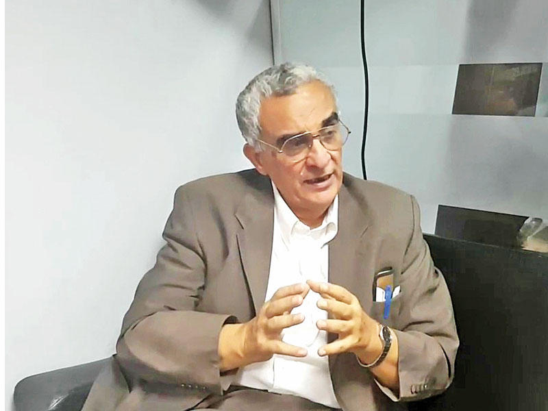 مساعد وزير الصحة المصري الأسبق، رئيس لجنة إعداد مشروع قانون التأمين الصحي الشامل، عبدالحميد أباظة