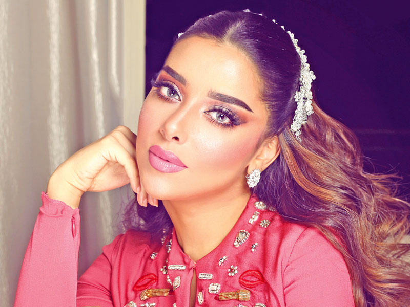 الفنانة بلقيس أحمد