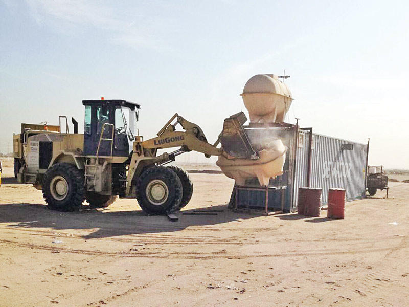 جانب من إزالة المخيمات المخالفة